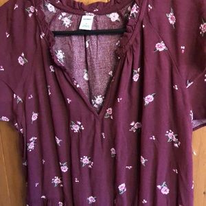 Burgundy Old Navy short sleeved dress. Never worn
